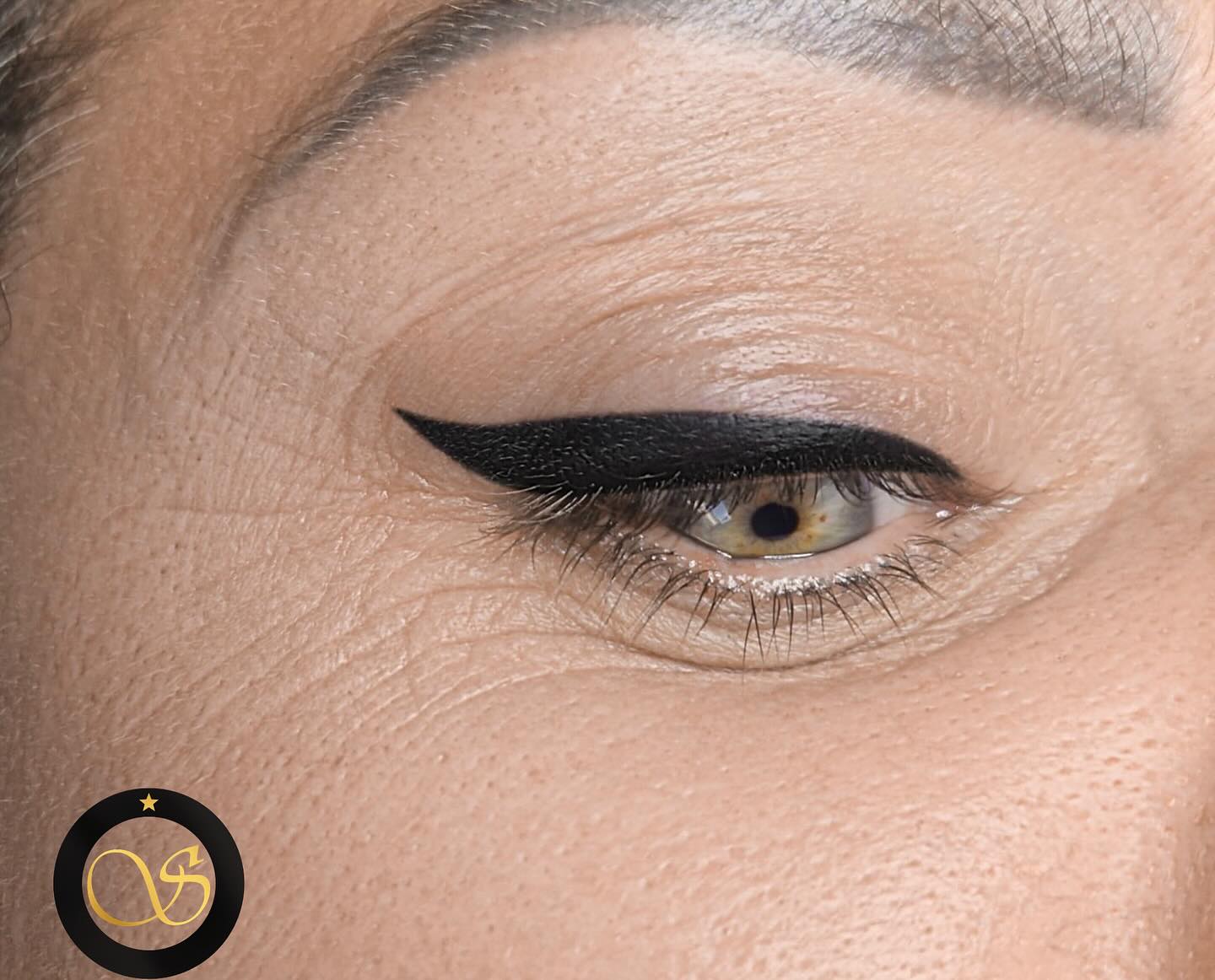 Permanent Make-up Liedstrich